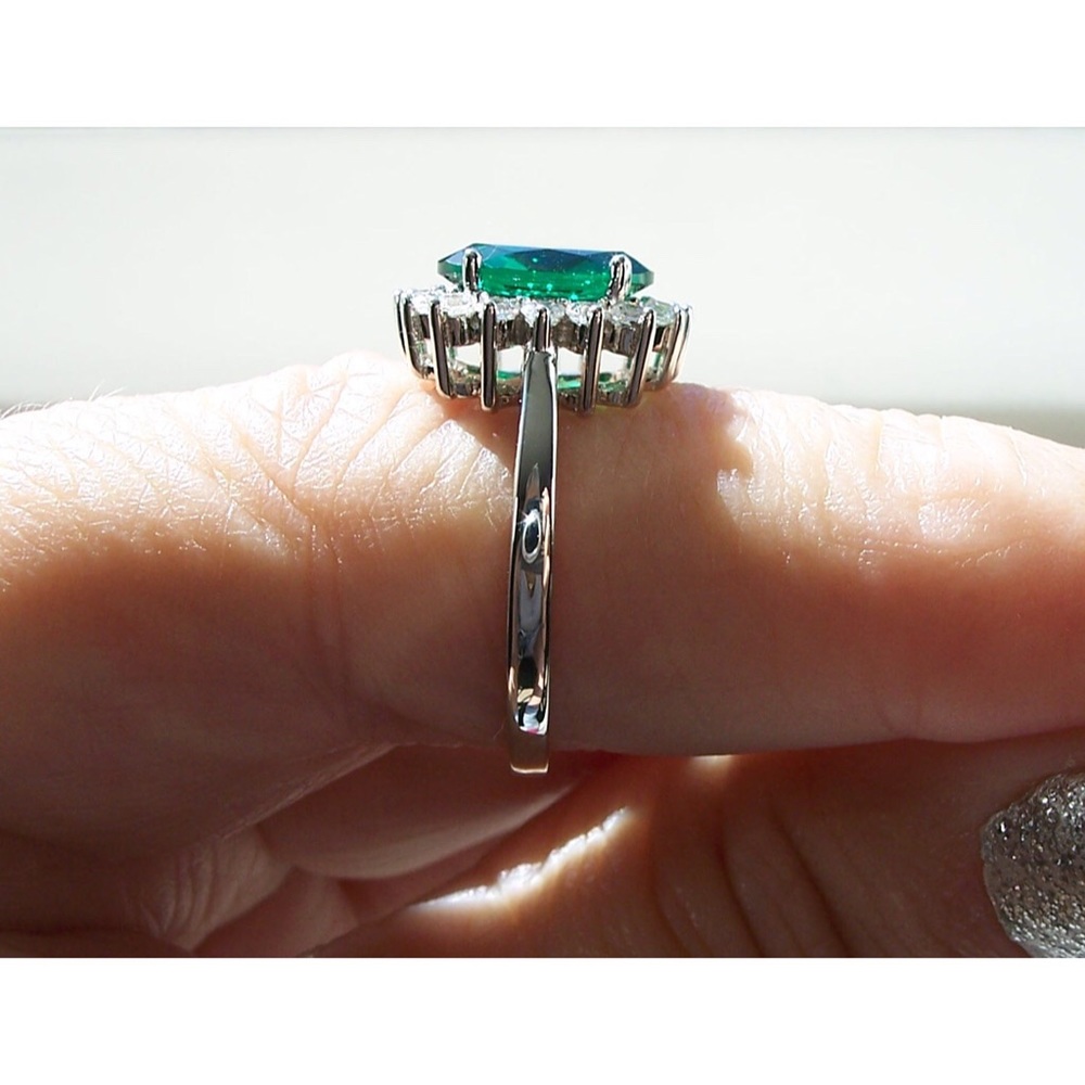 925 STERLING SILVER Simulated Emerald Cubic Zirconia Halo Ring - Picture 7 of 16